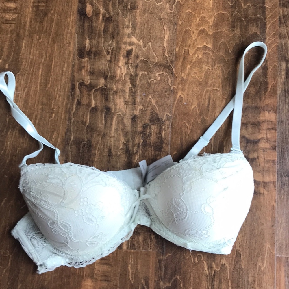 Sophie B 34C lace bra
